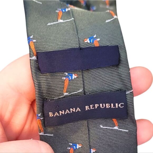 Banana Republic Olive Green Skier Jump Silk Tie - Picture 4 of 5